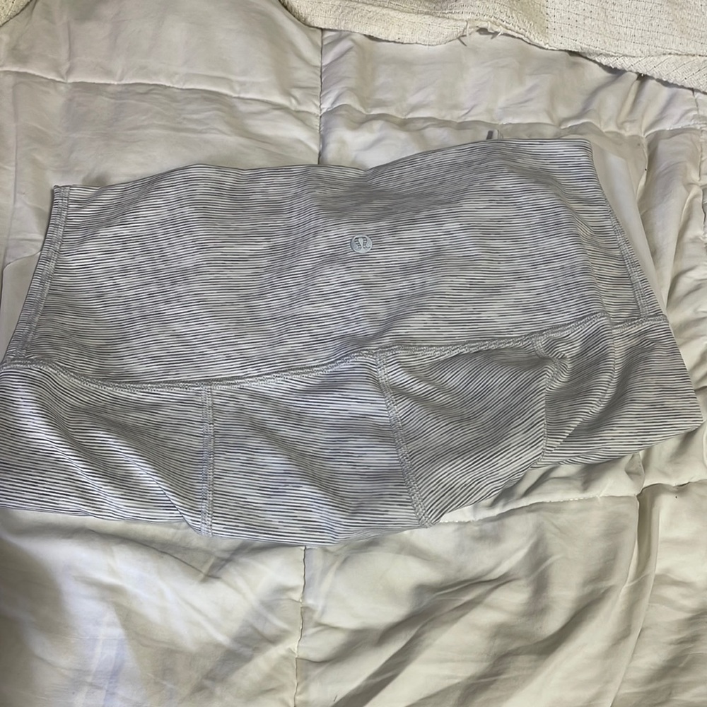 Grey and white Lululemon capri leggings size: 10
